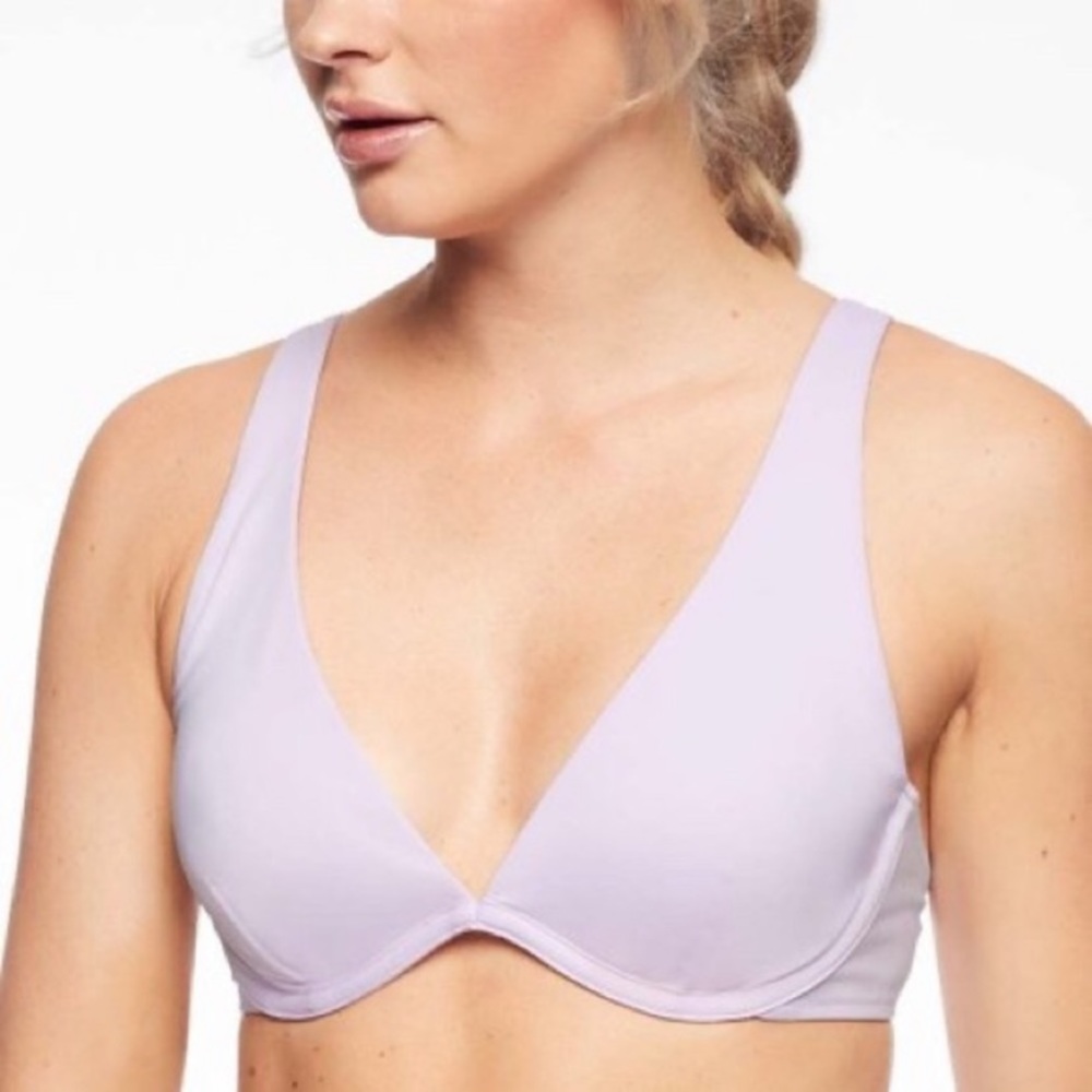 Athleta underwire purple bikini top New without tags!Comfortable and adjustable